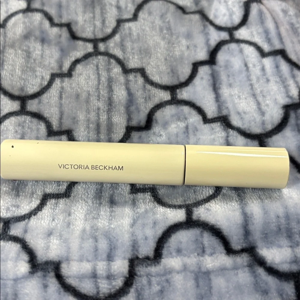 Victoria Beckham Vast Lash Mascara - Black